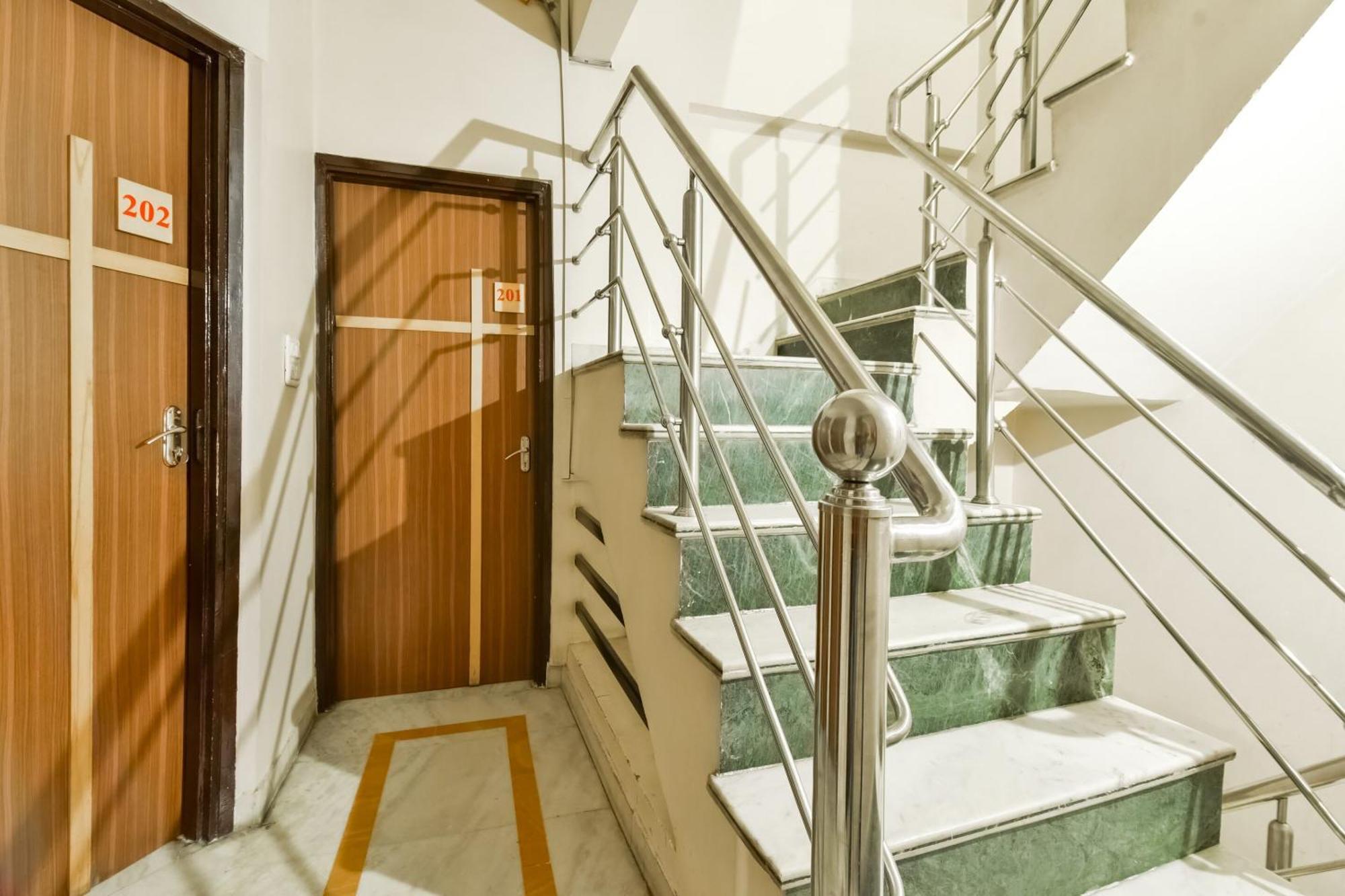 Super Hotel O Rmg Stays Аджмер Екстериор снимка